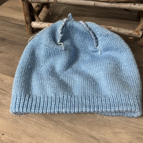 VINTAGE DISNEY WINNIE THE POOH Kids WINTER HAT BEANIE PRE OWNED - Picture 7 of 11